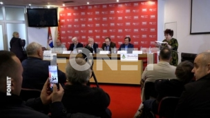 Traže prelaznu Vladu
